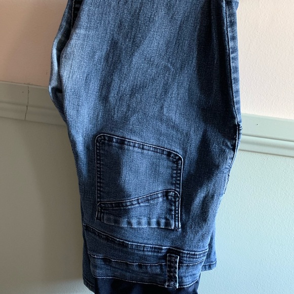 Maternity Jeans - Picture 3 of 3